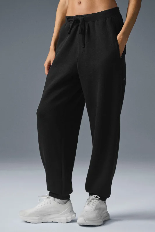 Triumph Restore Sweatpant - Black