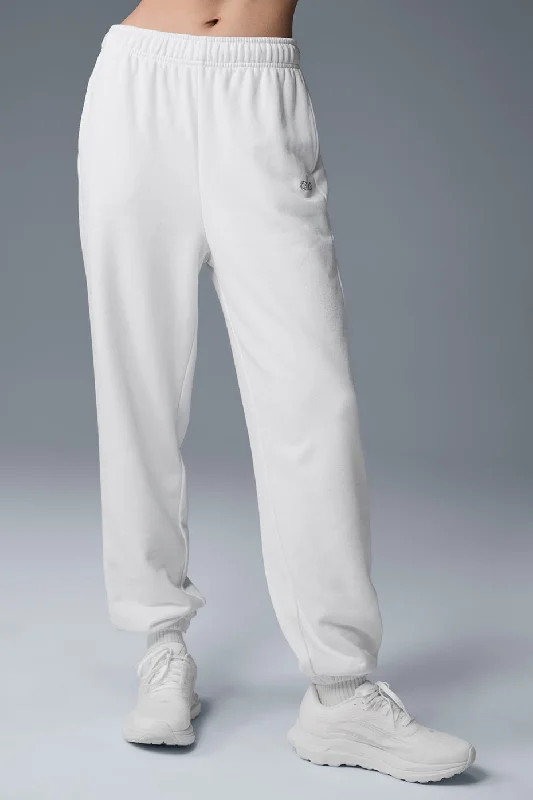 Accolade Sweatpant - White