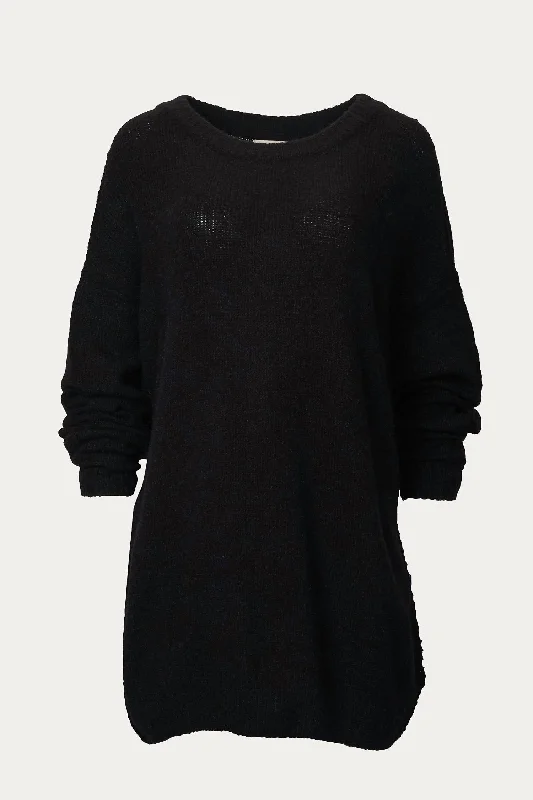 Slouchy Oversized Essential Sweater In Black