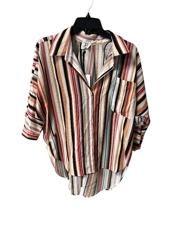 Top 3/4 Sleeve By Cmb In Striped Pattern, Size: S