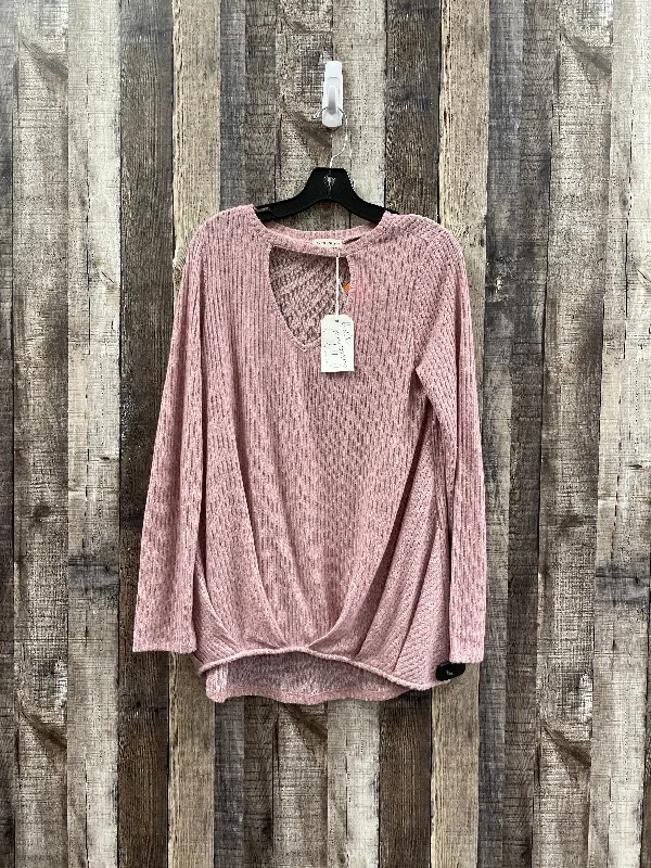 Top Long Sleeve By Cme  Size: L