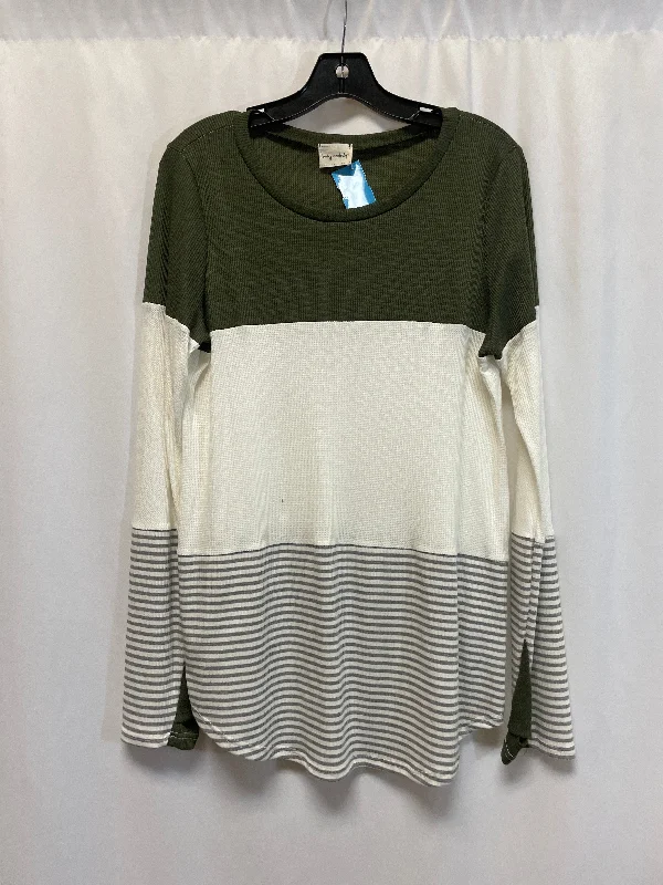 Top Long Sleeve By Lovely Melody In Green, Size: M