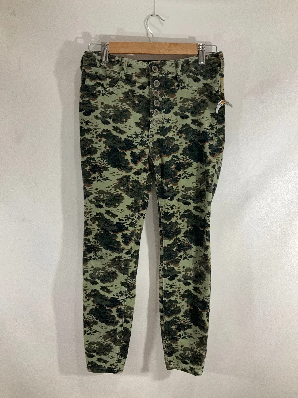 Pants Corduroy By Pilcro In Camouflage Print, Size: 4